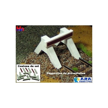 SET OF 3 BIBLOC CONCRETE CLAMPS TO BE ASSEMBLED BY ARA PRODUCTIONS